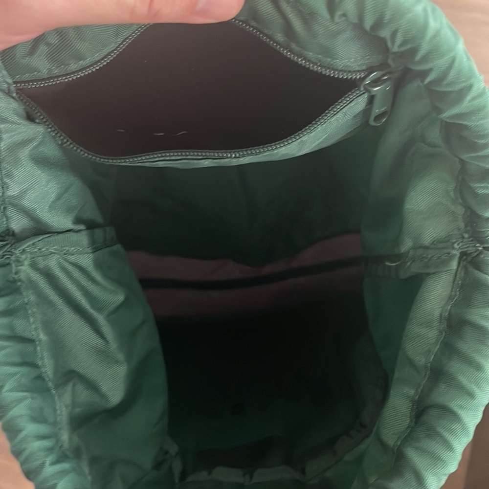 Under armor large stringer backpack - Picture 4 of 4